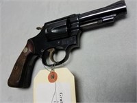 Smith & Wesson Revolver, Model 36 W/ Holster 38