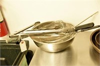 Kitchen utensil lot to include: Hubert mixing