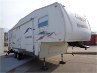 2003 Starcraft Homestead fifth wheel camper