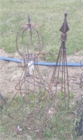 (3) Brown Wire Yard Decorations