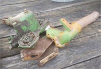 John Deere hydraulic pump & parts (for an H)