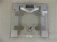 BODY BREAK ELECTRONIC BATHROOM SCALE