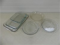 SELECTION OF GLASS BAKING DISHES