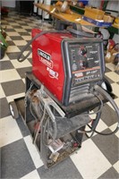 LINCOLN ELECTRIC SP-135T WELDER