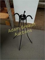 24 inch wrought iron plant stand