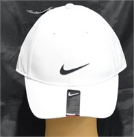 NEW Nike Cap White