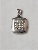Sterling Silver Diamond(0.10ct) Pendant.