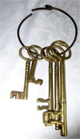 Large Brass Skeleton Key Ring