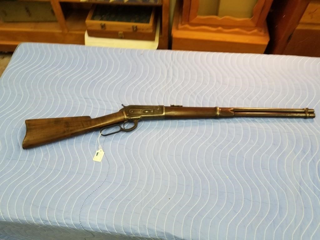 COLLECTOR GUN, KNIFE, AND SWORD ONLINE AUCTION