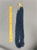 Multi-strand necklaces blue            (a 7)
