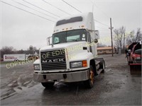 2003 MACK CH600 CONVENTIONAL ROAD TRACTOR