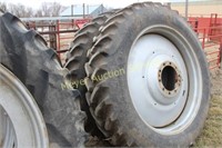 Case Duals & Front Tires for 20" rows