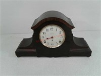 Seth Thomas mantle clock (missing class face and