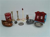 Misc. Decor, brass candlesticks, owl, key hutch