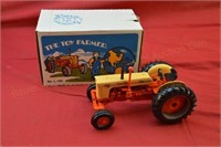 Toy Farmer Case 800 Case-O-Matic Diesel Tractor
