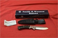 Smith & Wesson Sheath Knife in Original Box