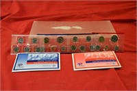 (2) United States Mint Sets - 2002 d&p