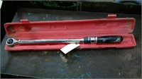 1 Mastercraft Torque Wrench 1/2 Drive 20 To 250