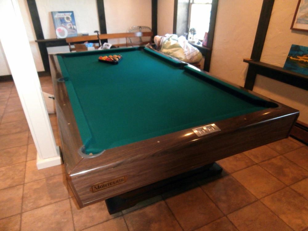 Brunswick Pool Table Online Only Auction
