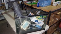 20 GALLON FISH TANK WITH ACCESORIES