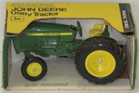 Ertl JD Utility Tractor, 1/16, NIB