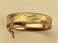 Victorian 14K Gold Bangle Bracelet