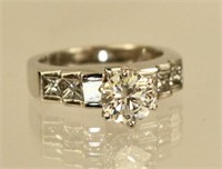 Elegant Diamond Engagement Ring