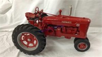 Farmall M 1/8th scale tractor