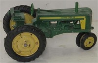 John Deere 620 Tractor, 1/16, 80%