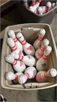 Tub lot of 11-10 pins bowling pins