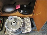 Approximately 15 pcs of cookware: 2 skillets w/