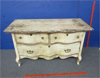 antique lowboy dresser (3 drawers)