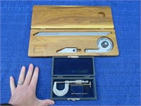 2 micrometers in cases: tumico (brown case)-brown