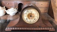 Mantle clock no key