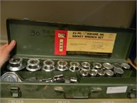 PRO BRAND 3/4" SQUARE DR. SOCKET WRENCH SET IN A
