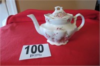 Tea pot, Royal Patrician, Staffordshire England.