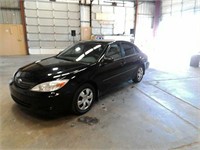 2002 Toyota Camry LE V6- BLACK 152,938