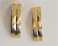 10kt Yellow Gold Retail $180
