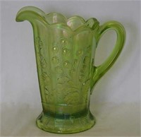 Raspberry milk pitcher - lime green