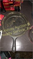 Wagner Ware Sidney cast iron frying pan