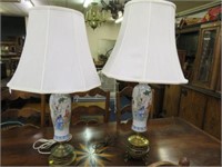 PAIR ORIENTAL PORCELAIN LAMPS WITH BRASS BASE 34"T