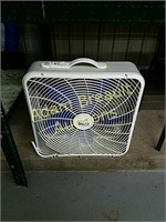 Lakewood rainguard box fan