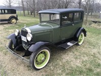 1931 Ford Model A, 2 door Sedan