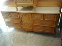 6 drawer wooden dresser with cabinet of 3 hidden