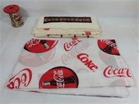 Serviettes et rideaux Coca Cola