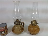Lampes à l'huile en céramique signées