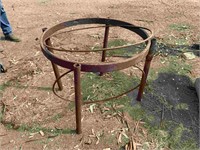 RENDERING BOWL STAND OR FIRE PIT STAND WITH RINGS