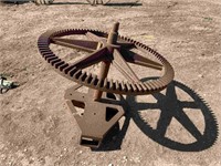 HORSE WORKS WHEEL-IDEAL FOR COFFEE OR BAR TABLE