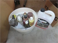 TUB OF SPRAY PAINT, CLEANERS