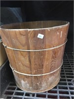 wood 'barrel'